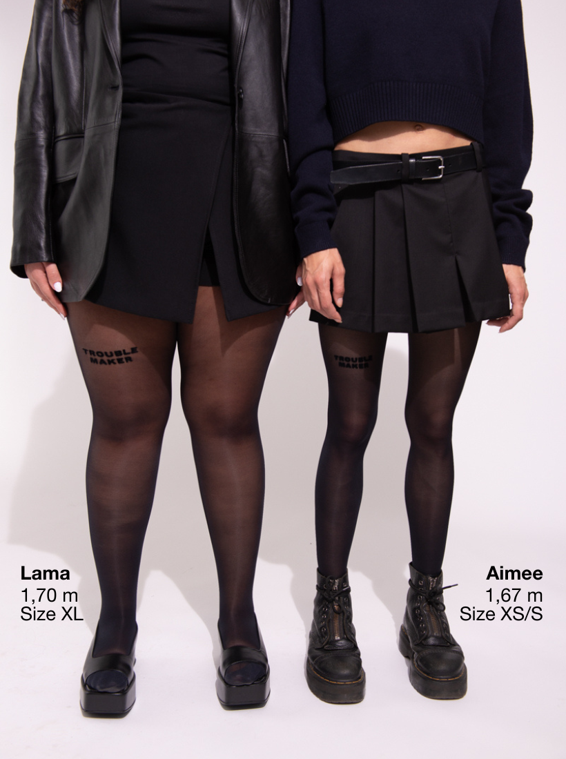 Die Strumpfhosen von saint sass erhältlich in den Größen XS-XL.