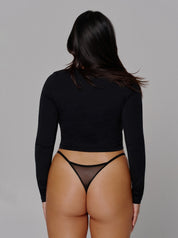 Mesh Tanga in schwarz, mit super weichem und anschmiegsamem Stoff und Band.