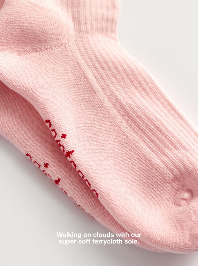 Wie auf Wolken laufen durch die super weiche und angenehme Frotteesohle mit den Socken von saint sass.